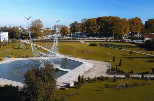 Ołtarz Papieski Sierakowice