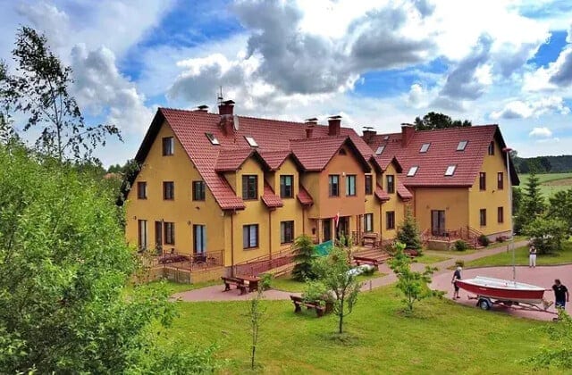 Ośrodek Rekreacyjny Stella Maris nad jeziorem na Kaszubach